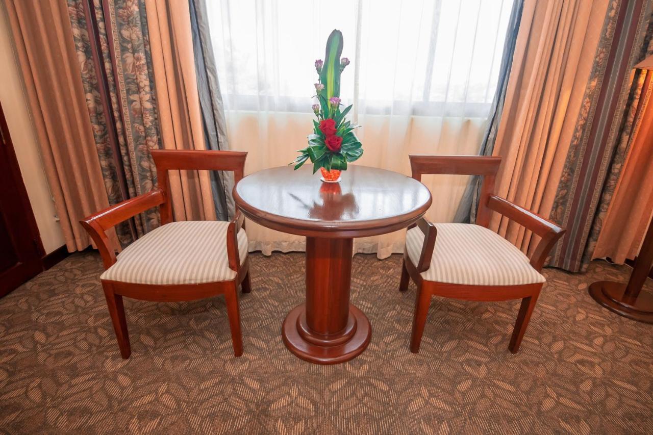 Laotel Vientiane Dış mekan fotoğraf