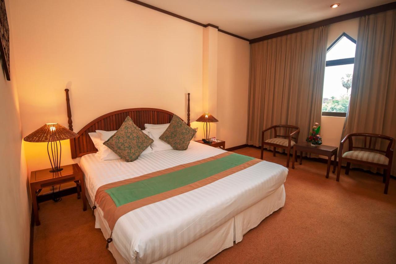 Laotel Vientiane Dış mekan fotoğraf