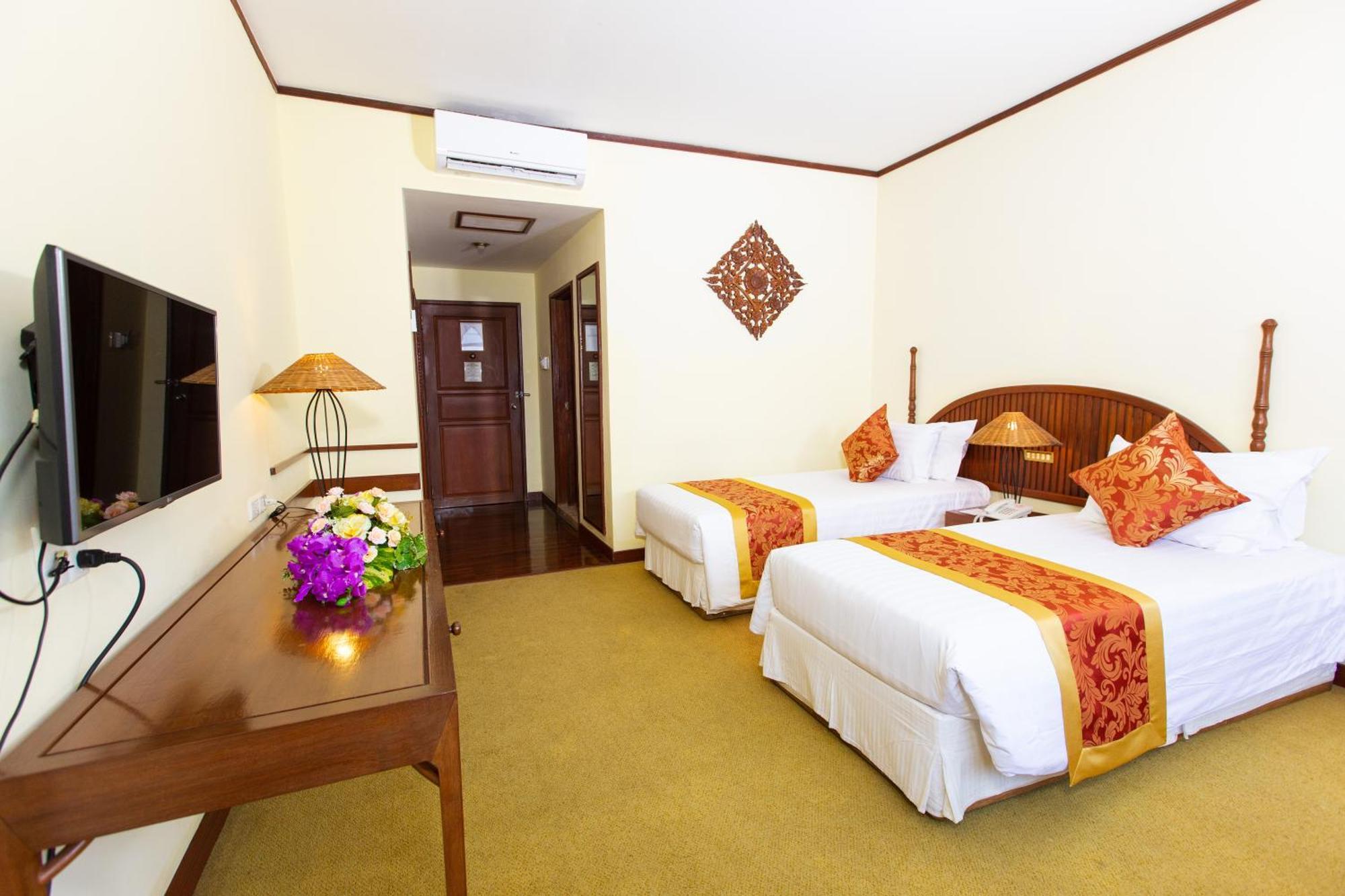 Laotel Vientiane Dış mekan fotoğraf