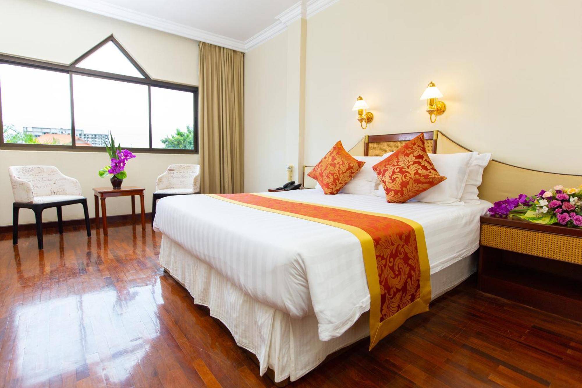 Laotel Vientiane Dış mekan fotoğraf